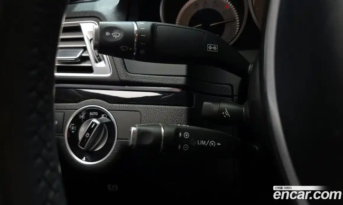 Mercedes-Benz E-Class 2016 2.0 Автомат в Москве № 161751, фото 9