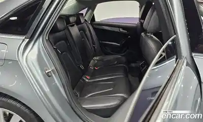 Audi A4 2010 2.0 Автомат в Москве № 162742, миниатюра 12