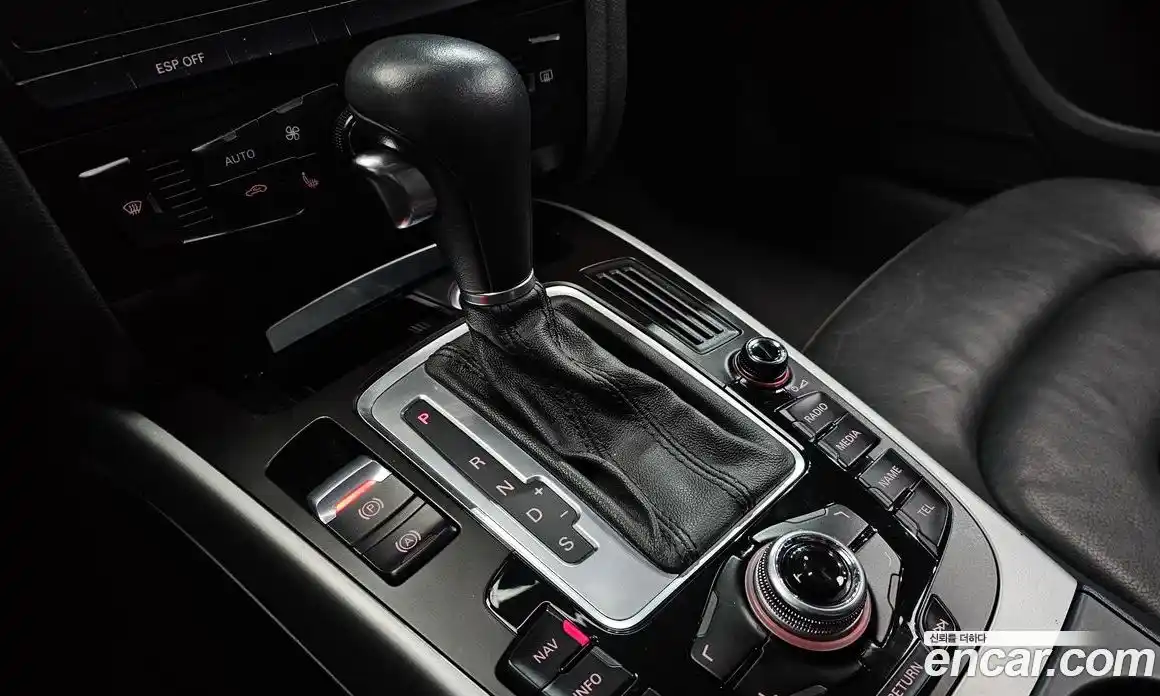 Audi A4 2010 2.0 Автомат в Москве № 162742, фото 9