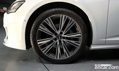 Audi A6 2023 2.0 Автомат в Москве № 162861, миниатюра 5