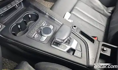 Audi A4 2019 2.0 Автомат в Москве № 163257, миниатюра 9