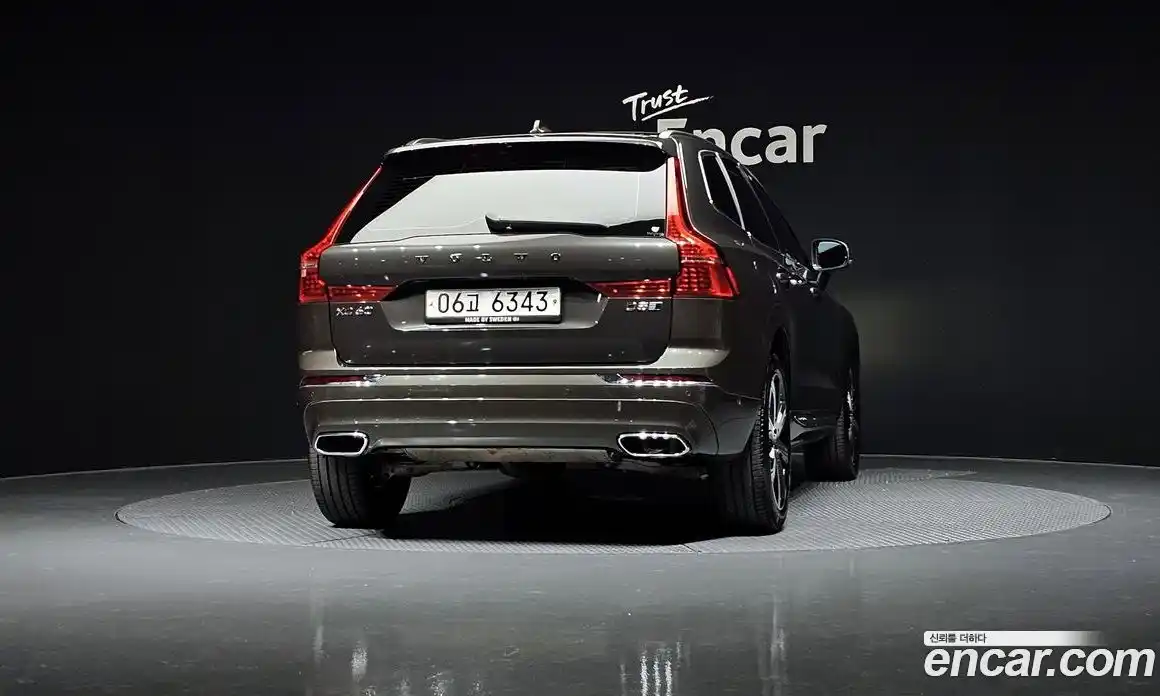 Volvo XC60 2019 2.0 Автомат в Москве № 164616, фото 14