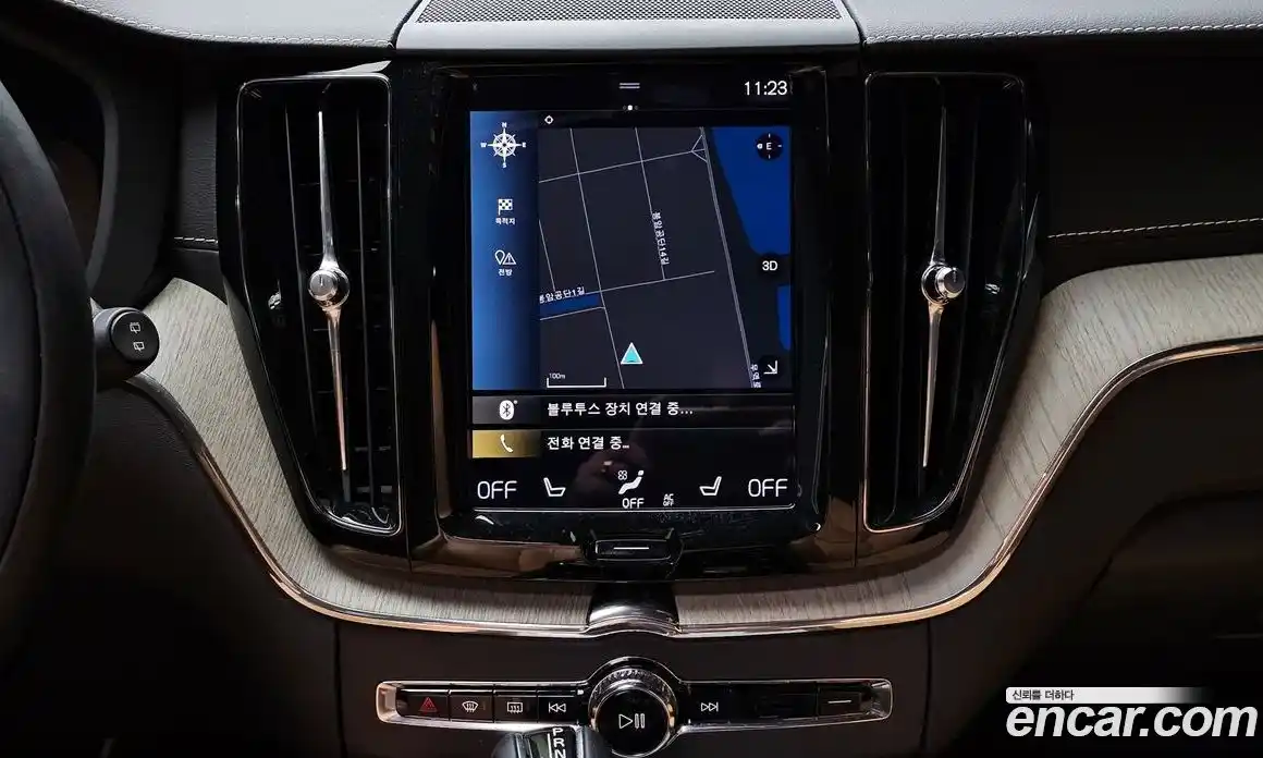 Volvo XC60 2019 2.0 Автомат в Москве № 164616, фото 10