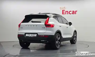 Volvo XC40 2019 2.0 Автомат в Москве № 164686, миниатюра 2