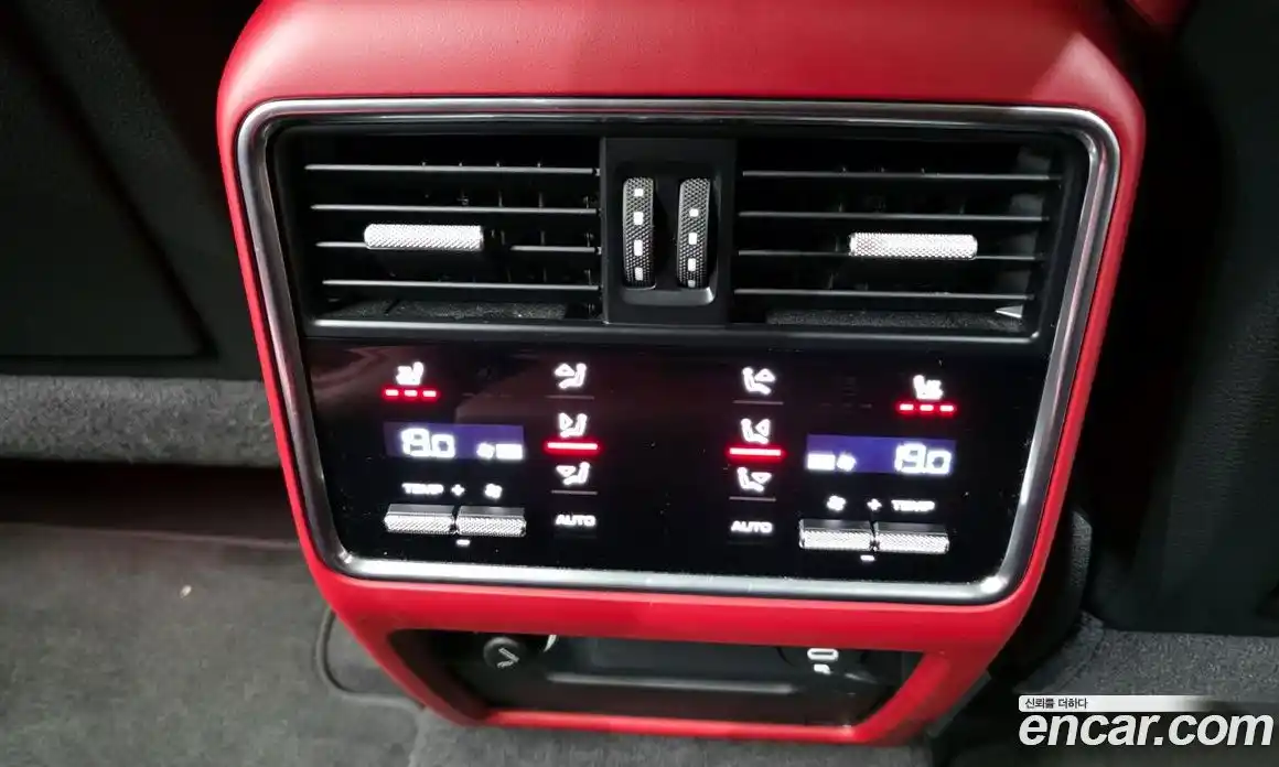 Porsche Cayenne 2023 3.0 Автомат в Москве № 165209, фото 19