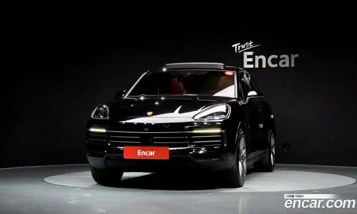 Porsche Cayenne 2023 3.0 Автомат в Москве № 165209, фото 3