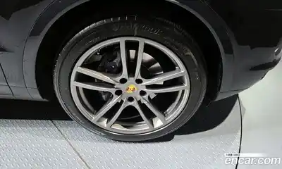 Porsche Cayenne 2023 3.0 Автомат в Москве № 165209, миниатюра 5