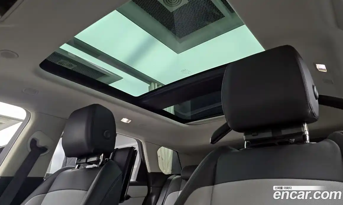 Land Rover Range-Rover Evoque 2024 2.0 Автомат в Москве № 166055, фото 5