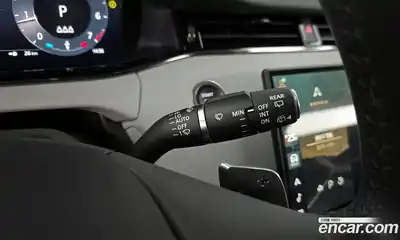 Land Rover Range-Rover Evoque 2024 2.0 Автомат в Москве № 166055, миниатюра 6