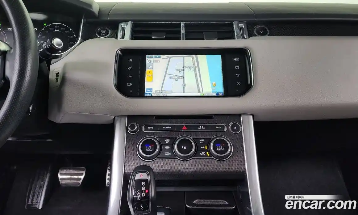 Land Rover Range-Rover Sport 2016 3.0 Автомат в Москве № 166122, фото 8