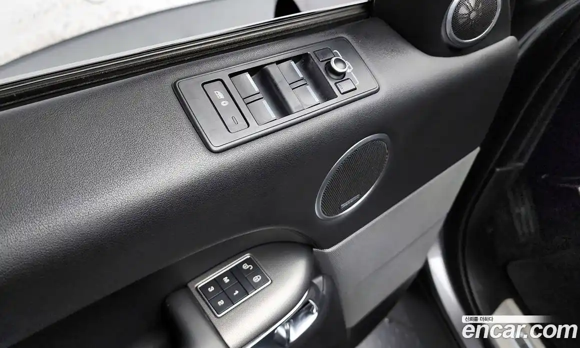 Land Rover Range-Rover Sport 2016 3.0 Автомат в Москве № 166710, фото 20