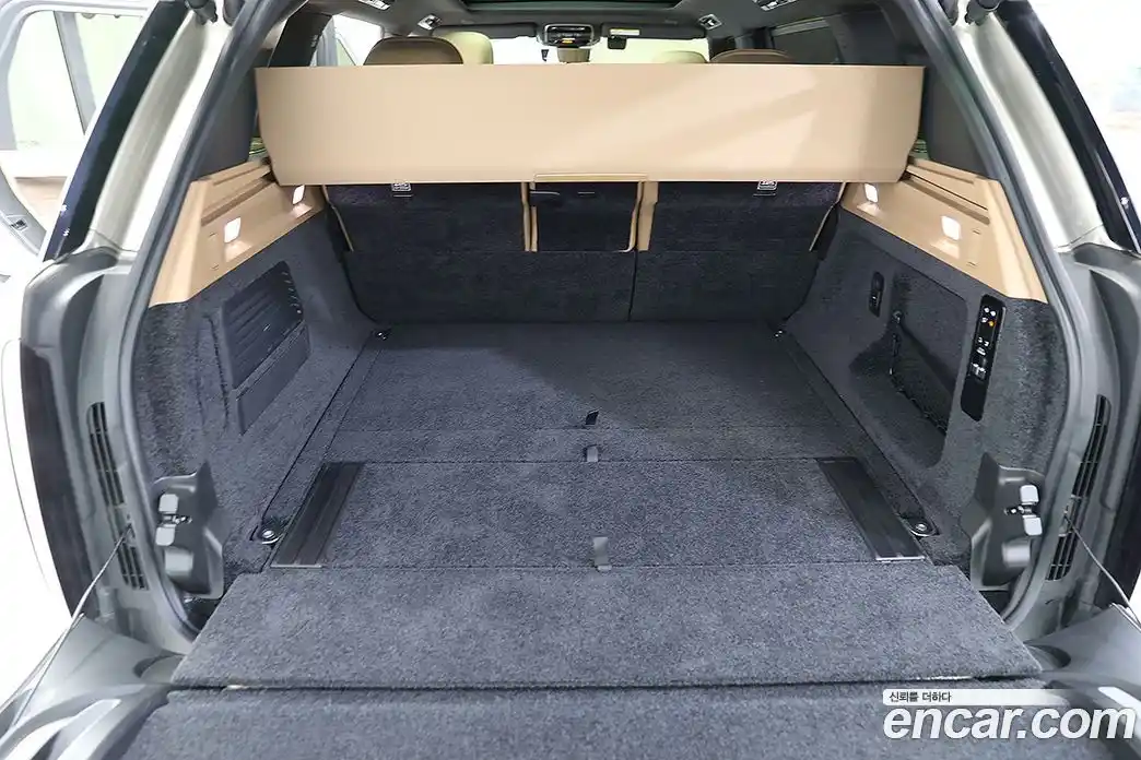 Land Rover Range-Rover 2023 4.4 Автомат в Москве № 166772, фото 14