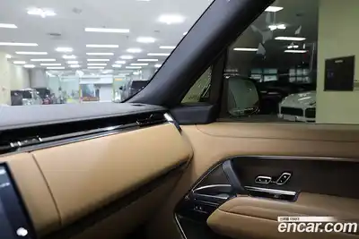 Land Rover Range-Rover 2023 4.4 Автомат в Москве № 166772, миниатюра 9