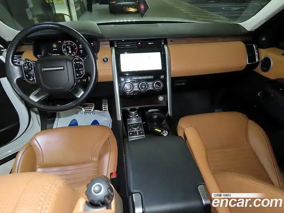 Land Rover Discovery 2019 3.0 Автомат в Москве № 166856, фото 10