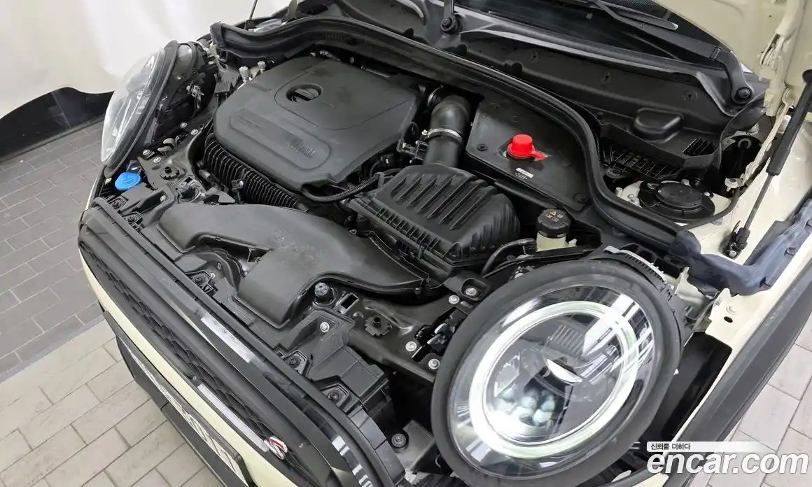 Mini Cooper Convertible 2023 2.0 Автомат в Москве № 167113, фото 11