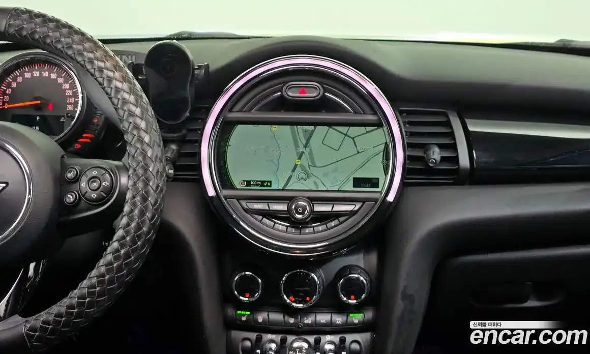 Mini Cooper 2015 1.5 Автомат в Москве № 167270, фото 16