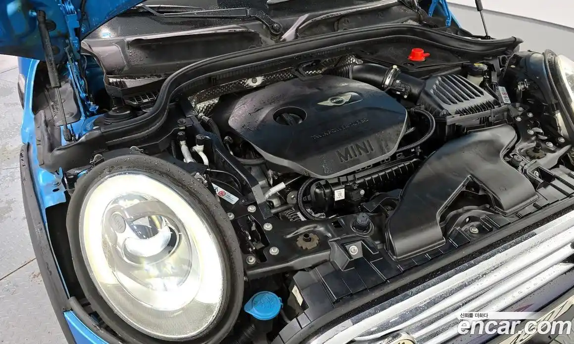 Mini Cooper 2015 1.5 Автомат в Москве № 167270, фото 20