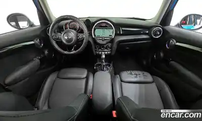 Mini Cooper 2015 1.5 Автомат в Москве № 167270, миниатюра 9