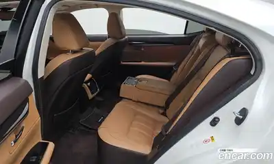 Lexus ES 2018 2.5 Автомат в Москве № 168201, миниатюра 12
