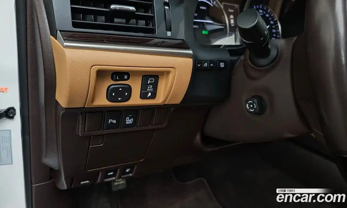 Lexus ES 2018 2.5 Автомат в Москве № 168201, фото 17