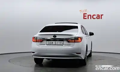 Lexus ES 2018 2.5 Автомат в Москве № 168201, миниатюра 4