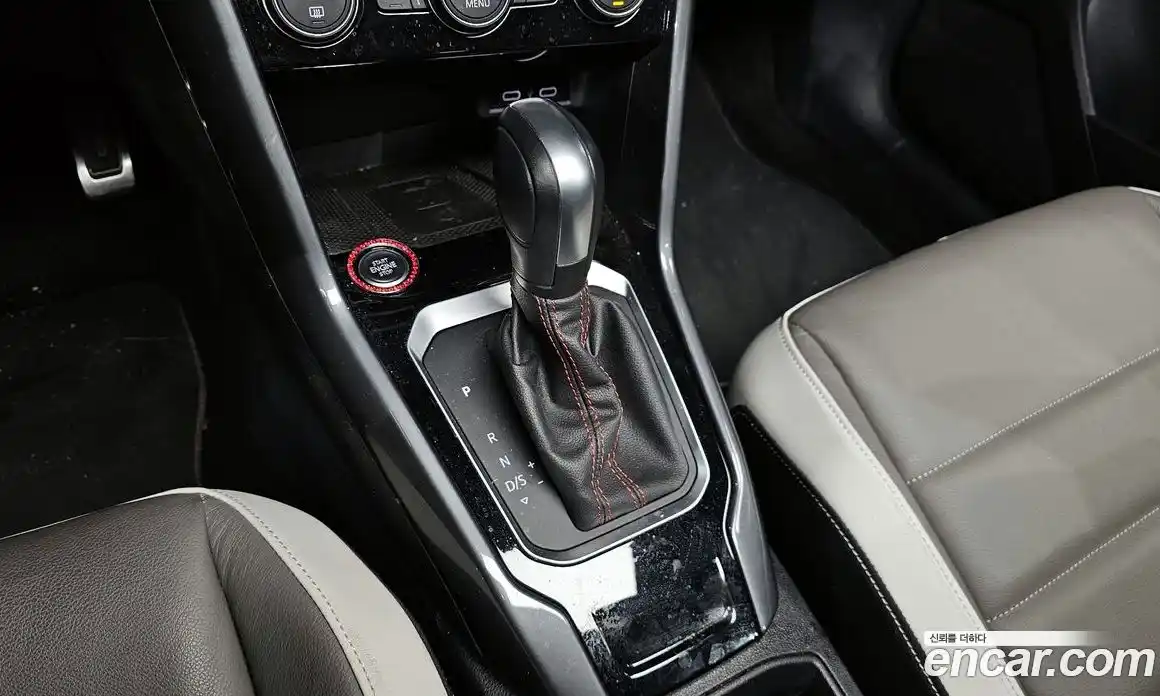 Volkswagen T-Roc 2022 2.0 Автомат в Москве № 168528, фото 19