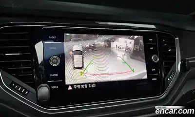 Volkswagen T-Roc 2022 2.0 Автомат в Москве № 168528, миниатюра 6