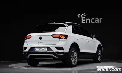 Volkswagen T-Roc 2022 2.0 Автомат в Москве № 168528, миниатюра 7