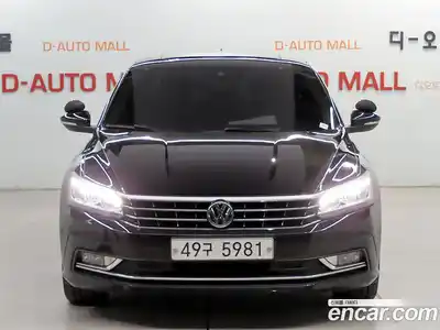 Volkswagen Passat 2018 2.0 Автомат в Москве № 169005, миниатюра 3