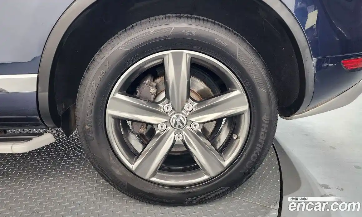 Volkswagen Touareg 2014 3.0 Автомат в Москве № 169088, фото 5