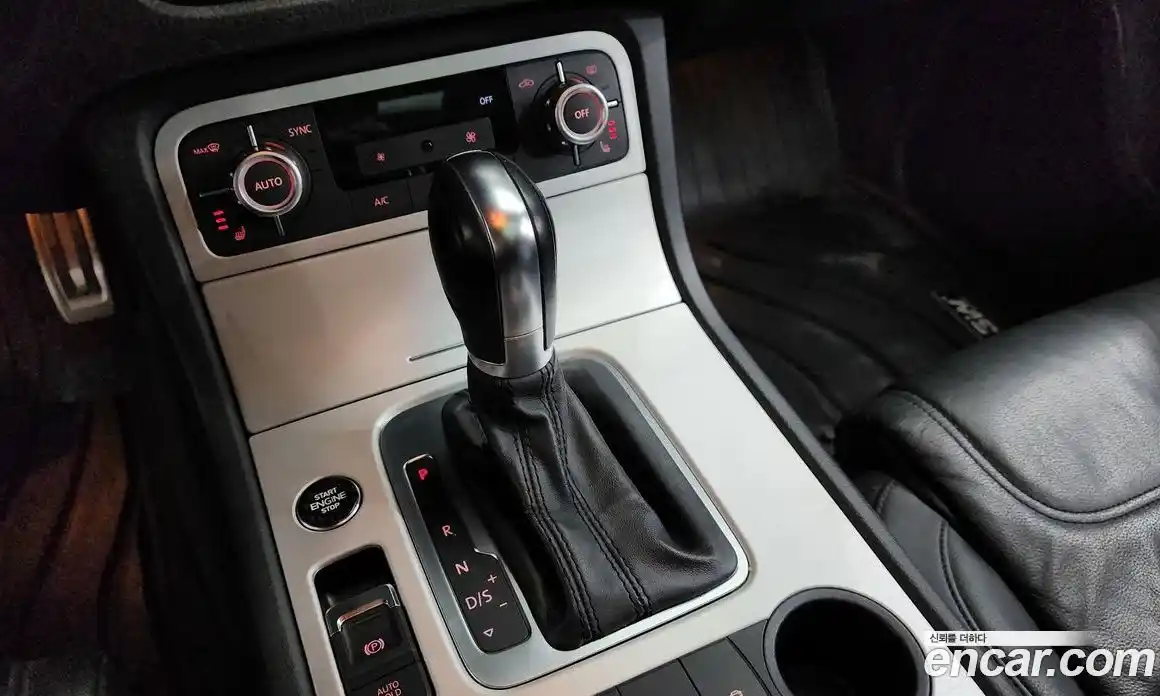 Volkswagen Touareg 2014 3.0 Автомат в Москве № 169088, фото 9