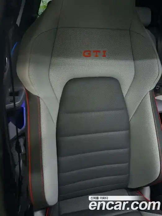 Volkswagen Golf 2024 2.0 Автомат в Москве № 169122, фото 16