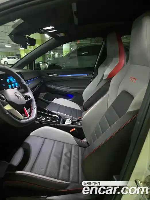 Volkswagen Golf 2024 2.0 Автомат в Москве № 169122, фото 17