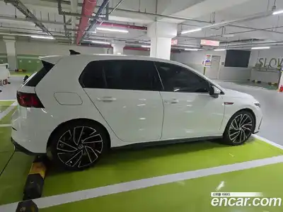 Volkswagen Golf 2024 2.0 Автомат в Москве № 169122, миниатюра 8