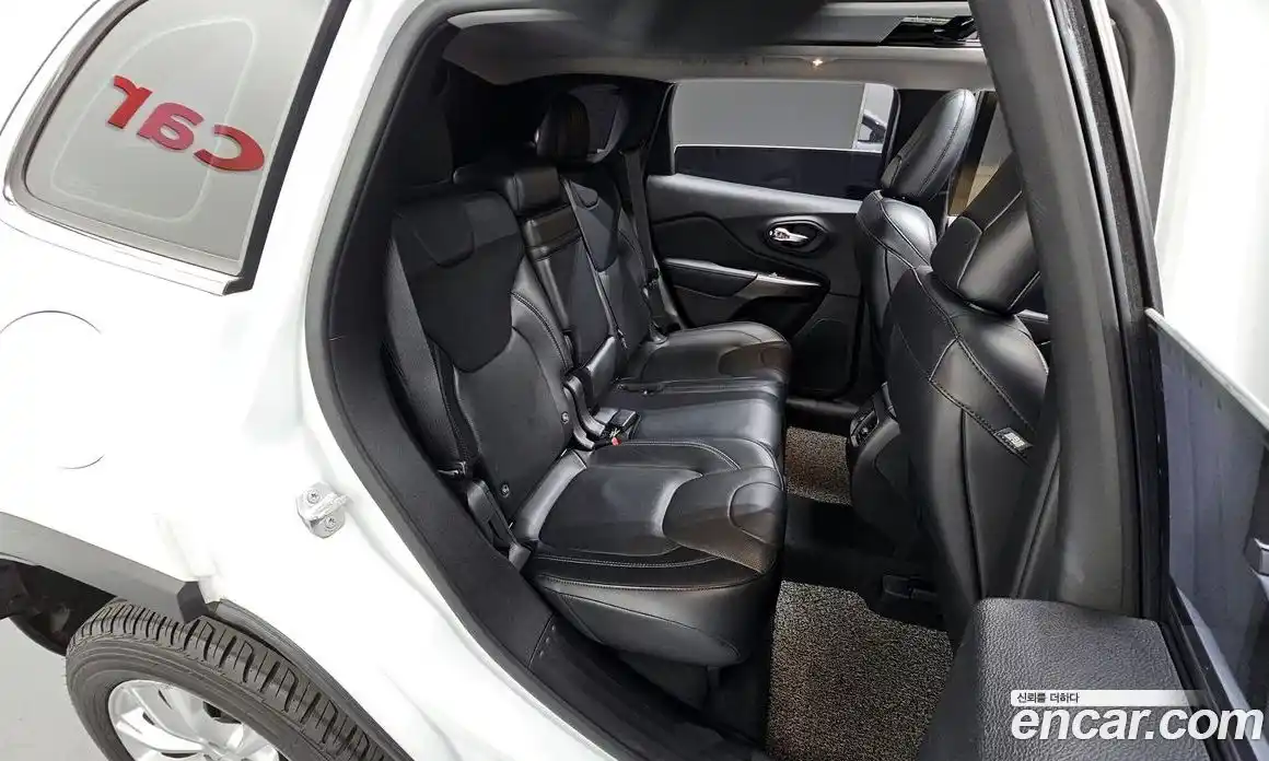 Jeep Cherokee 2019 2.4 Автомат в Москве № 169776, фото 11