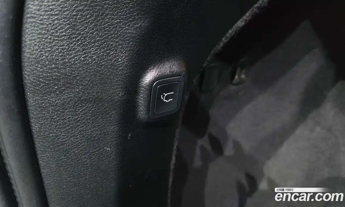 Jeep Cherokee 2019 2.4 Автомат в Москве № 169776, фото 20