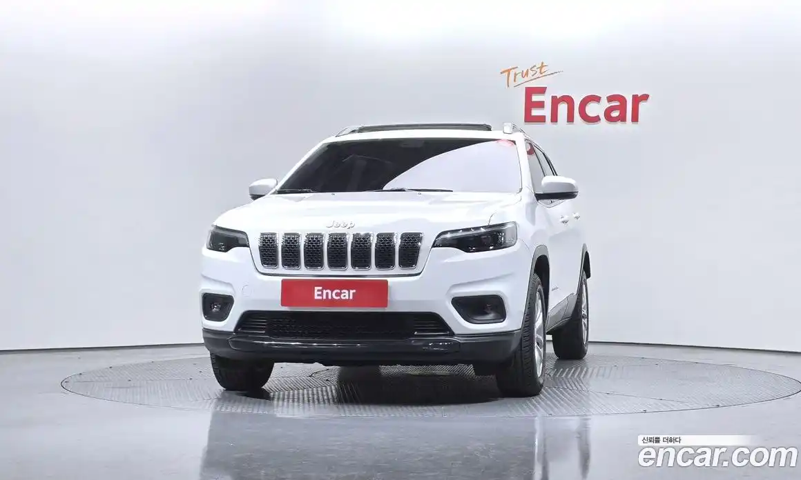 Jeep Cherokee 2019 2.4 Автомат в Москве № 169776, фото 3