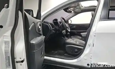 Jeep Cherokee 2019 2.4 Автомат в Москве № 169776, миниатюра 10