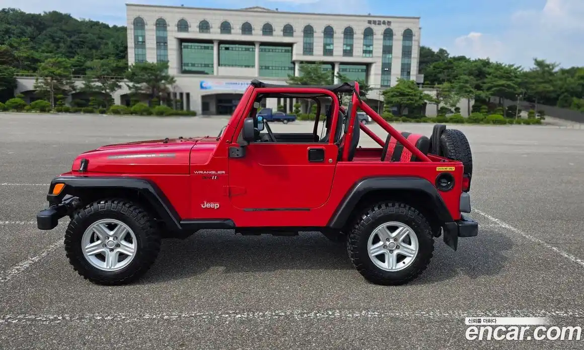 Jeep Wrangler 1999 2.5 Автомат в Москве № 169924, фото 3