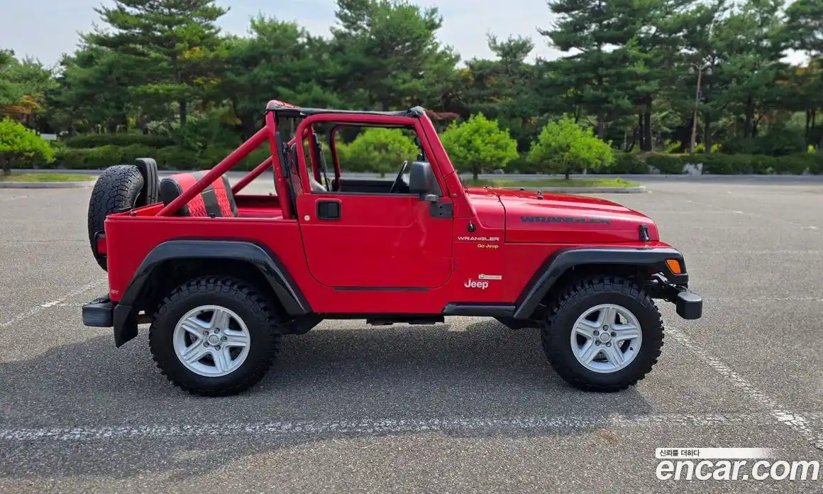 Jeep Wrangler 1999 2.5 Автомат в Москве № 169924, фото 4