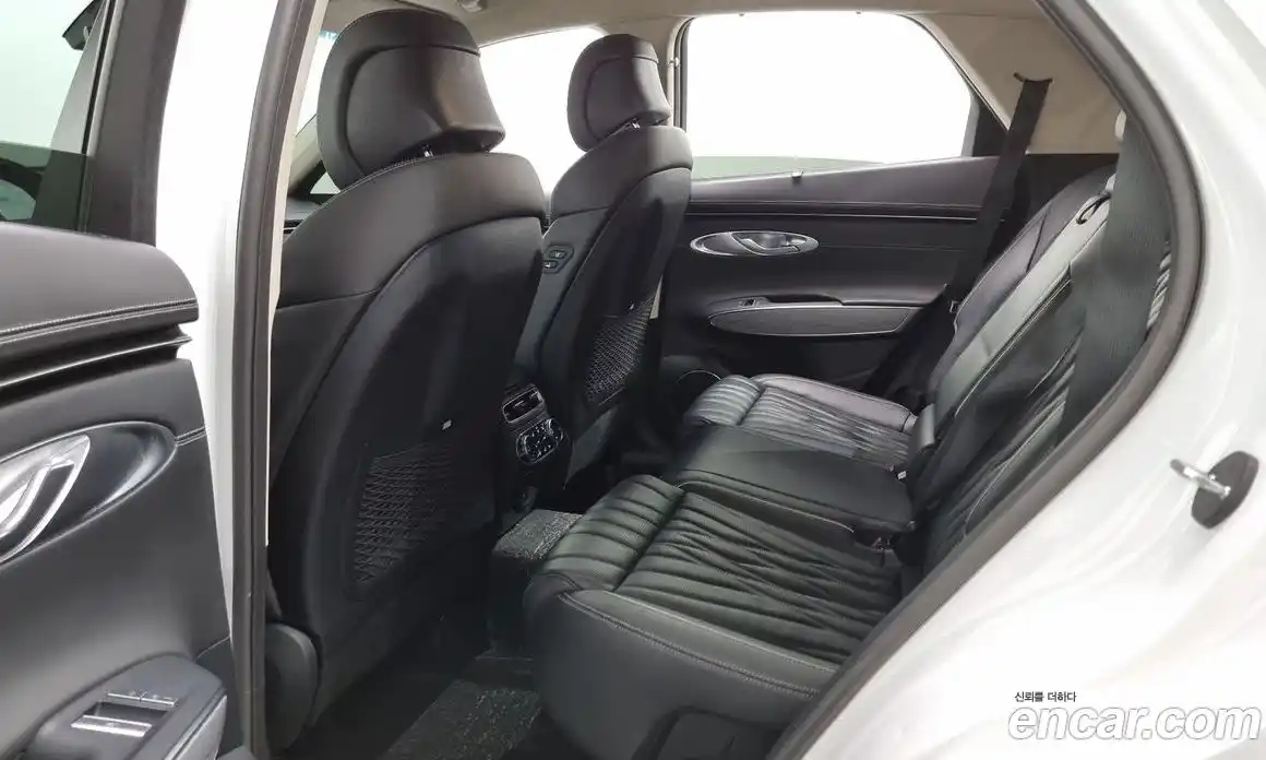 Genesis GV70 2021 2.5 Автомат в Москве № 17293, фото 12