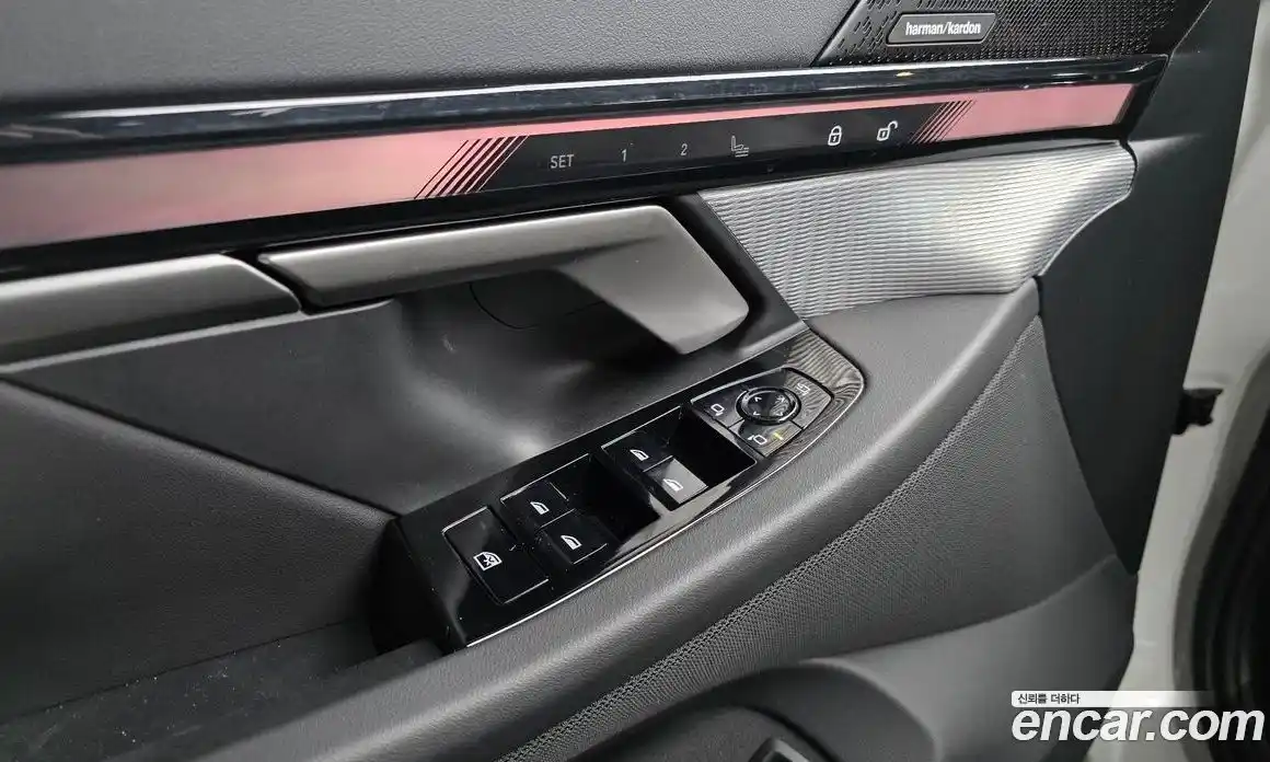 BMW 5-Series 2025 2.0 Автомат в Москве № 187397, фото 1