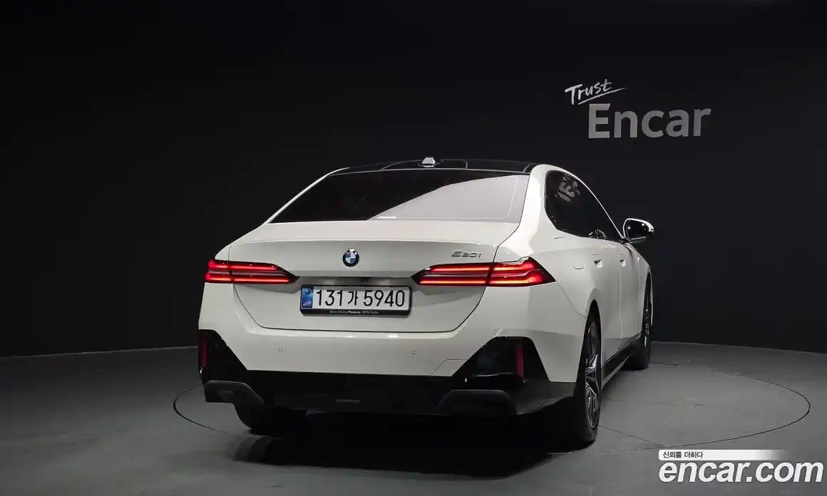 BMW 5-Series 2025 2.0 Автомат в Москве № 187397, фото 18