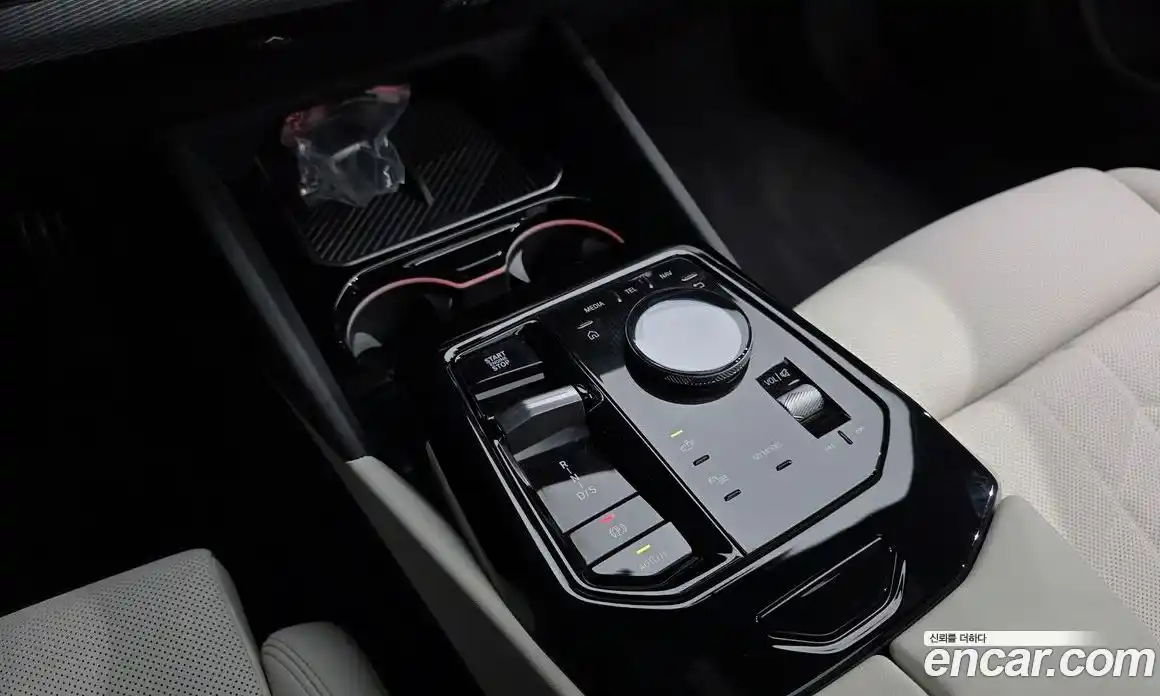 BMW 5-Series 2025 2.0 Автомат в Москве № 187397, фото 6