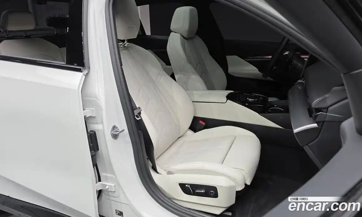 BMW 5-Series 2025 2.0 Автомат в Москве № 187397, фото 8