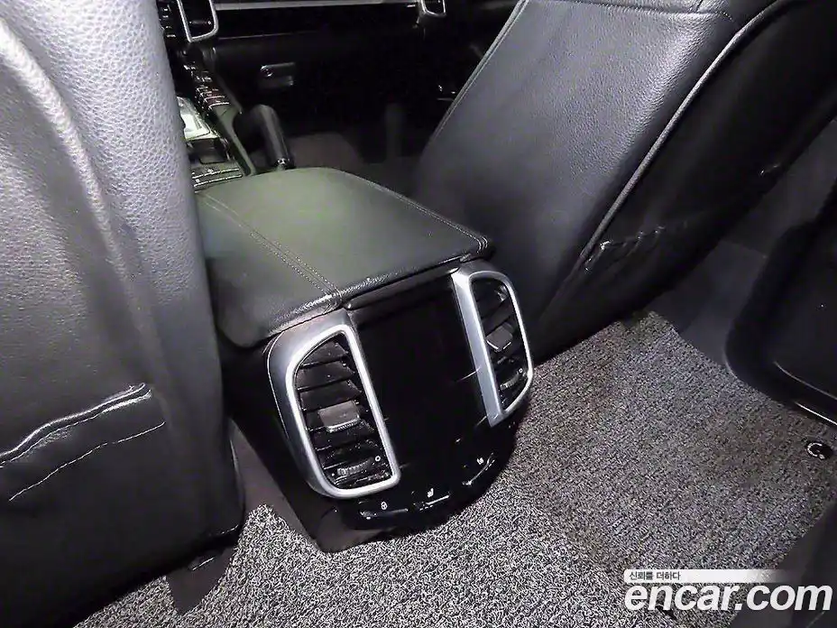 Porsche Cayenne 2015 3.0 Автомат в Москве № 187449, фото 7