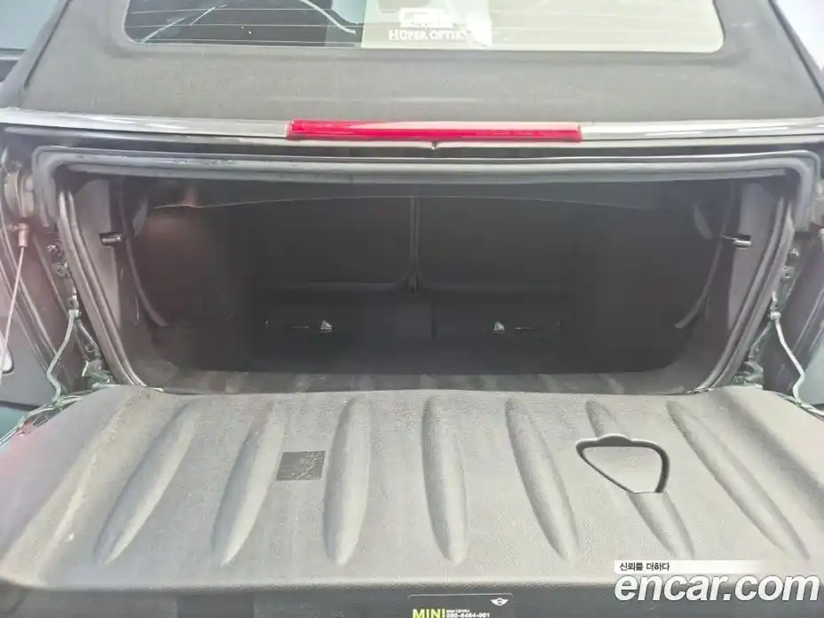 Mini Cooper Convertible 2015 1.6 Автомат в Москве № 188625, фото 17
