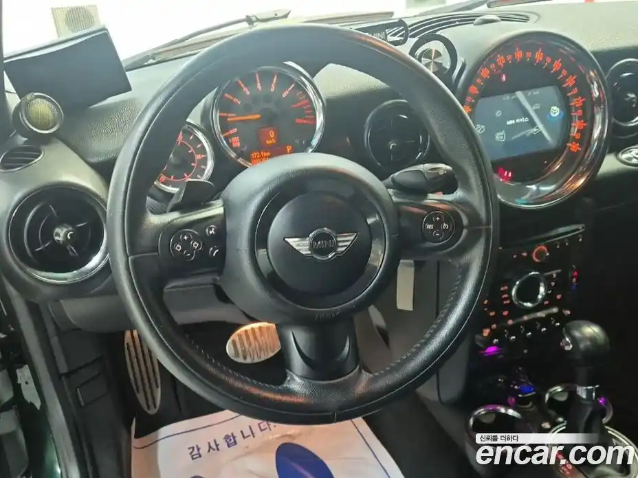 Mini Cooper Convertible 2015 1.6 Автомат в Москве № 188625, фото 9