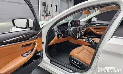 BMW 5-Series 2023 2.0 Автомат в Москве № 192991, миниатюра 10