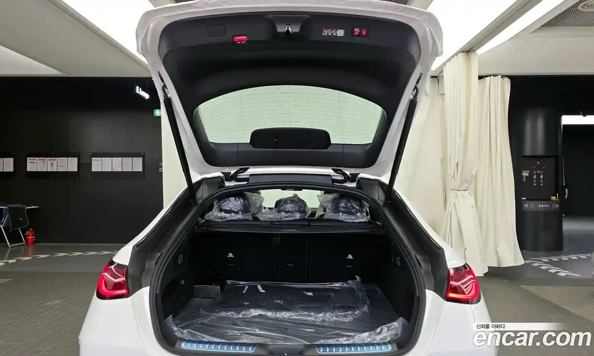 Mercedes-Benz GLC-Class 2026 2.0 Автомат в Москве № 193538, фото 20